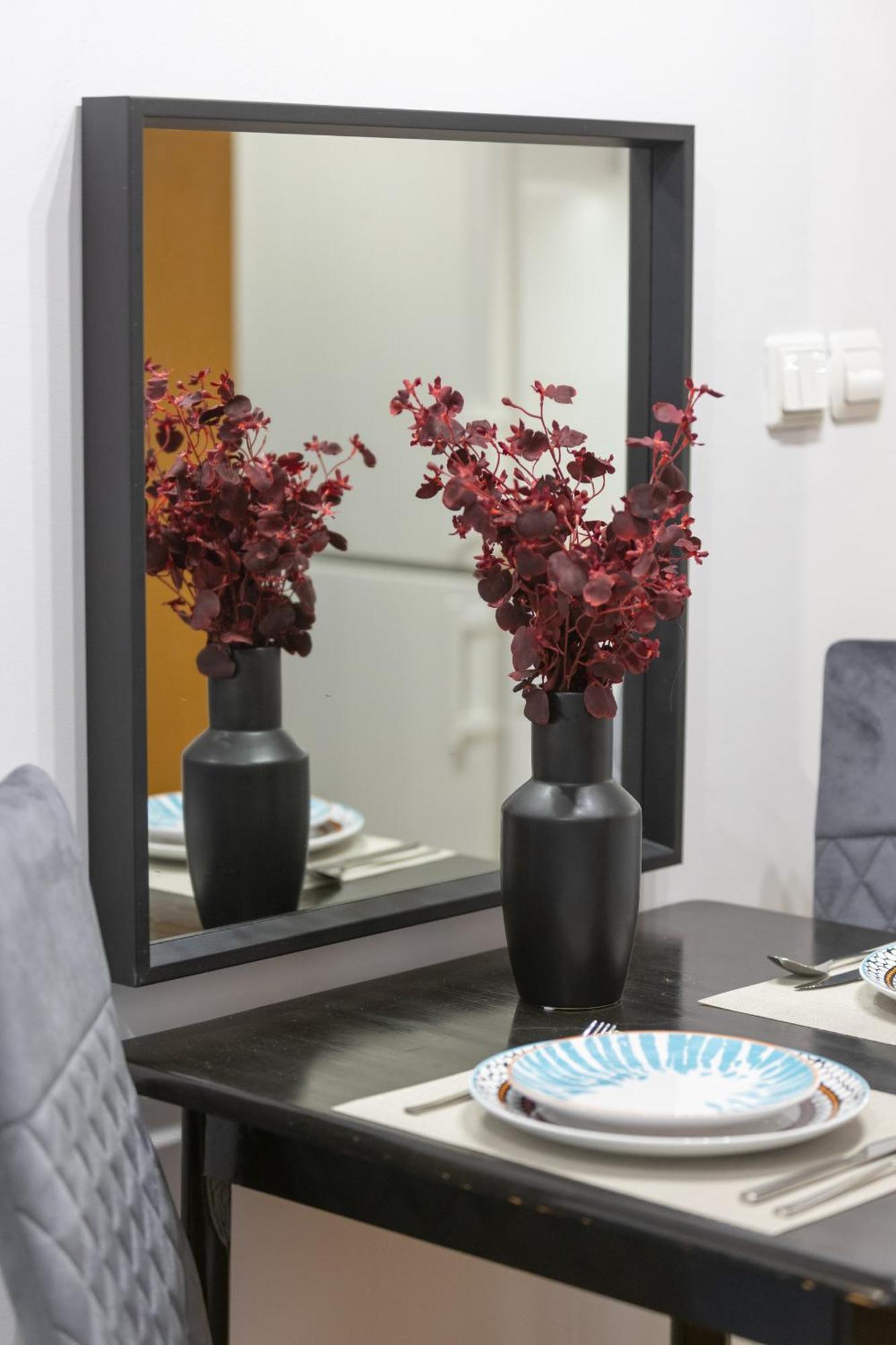 Bukowinska Apartment With Balcony And Parking And Swimming Pool By Noclegi Renters Varsavia Esterno foto