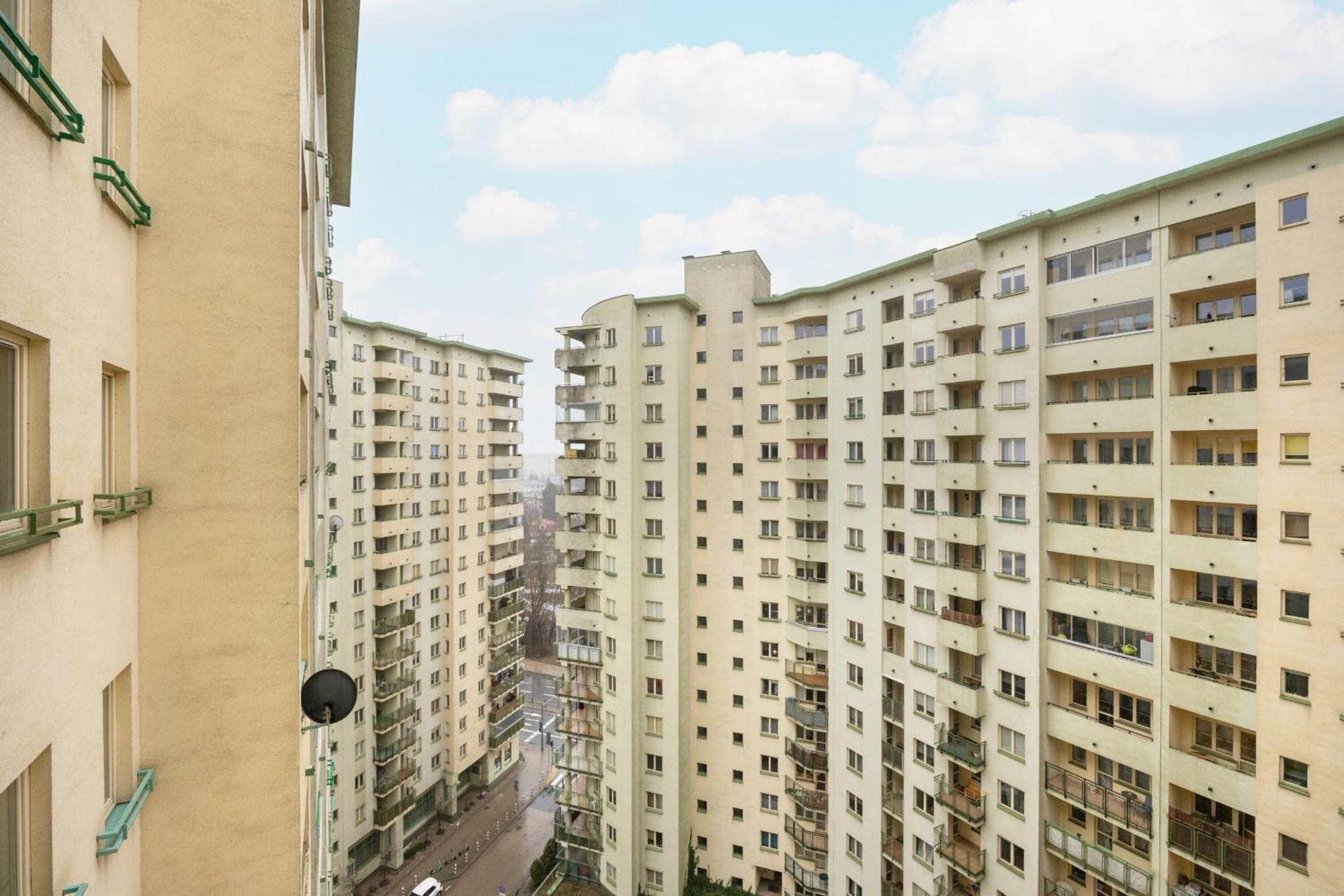 Bukowinska Apartment With Balcony And Parking And Swimming Pool By Noclegi Renters Varsavia Esterno foto
